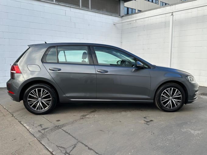 2017 Volkswagen Golf