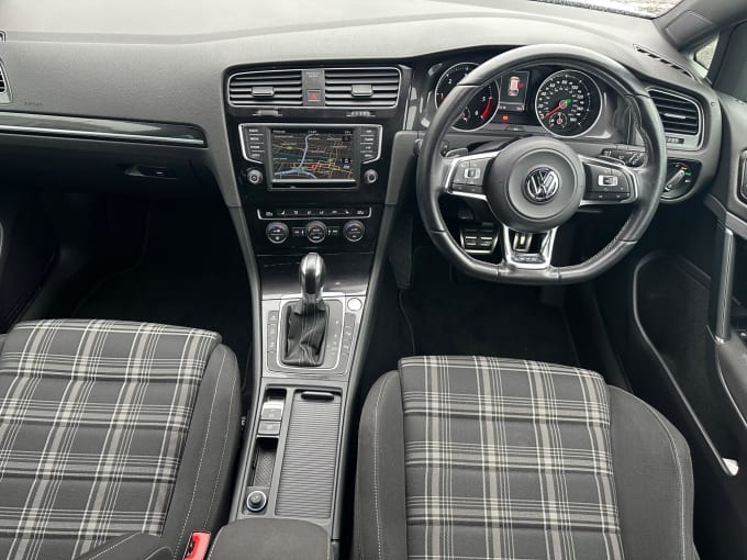 2016 Volkswagen Golf