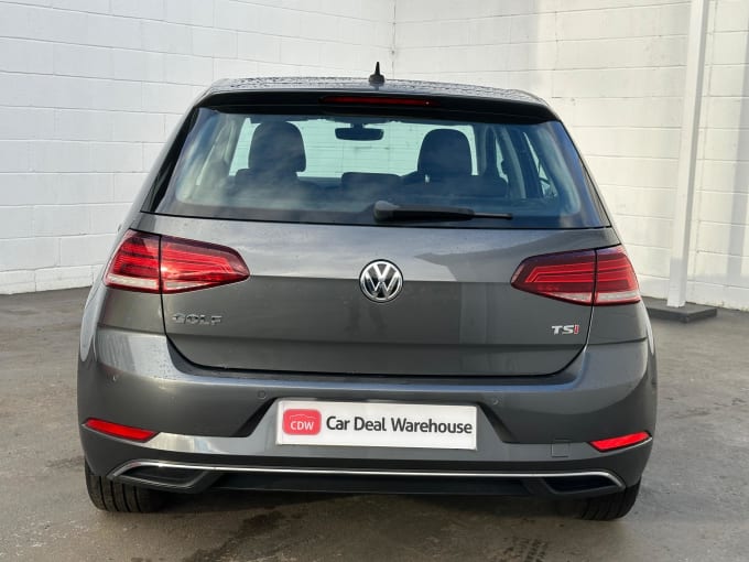 2017 Volkswagen Golf