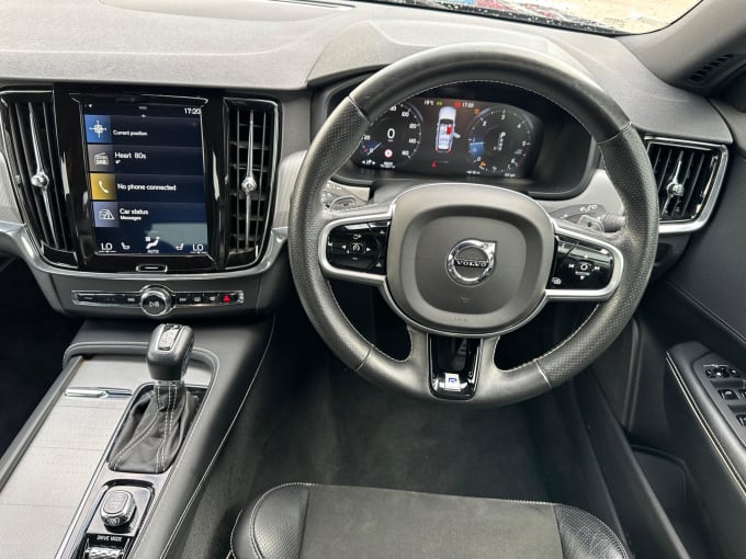 2018 Volvo V90