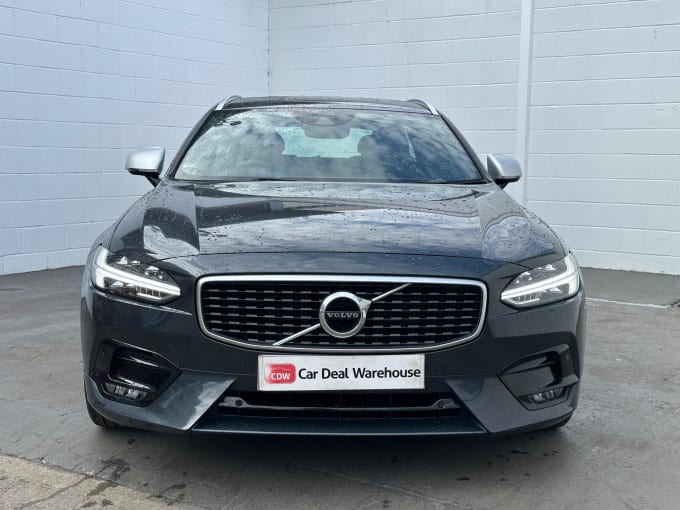 2018 Volvo V90