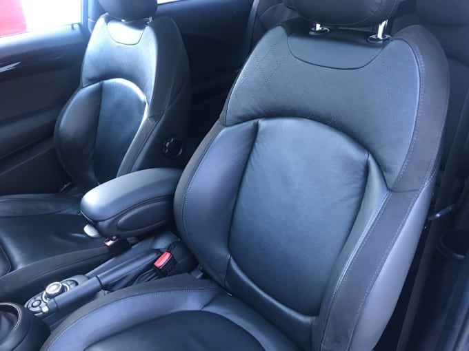2019 Mini Hatch