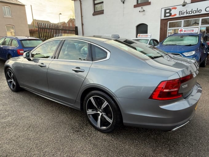 2019 Volvo S90