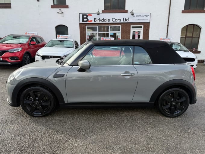 2025 Mini Convertible