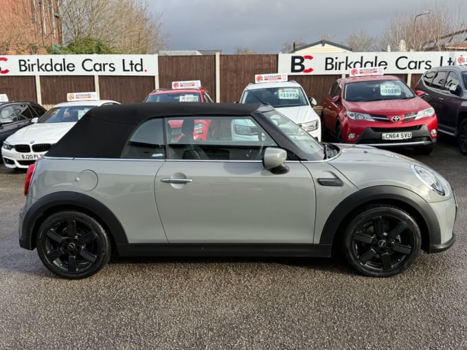 2025 Mini Convertible