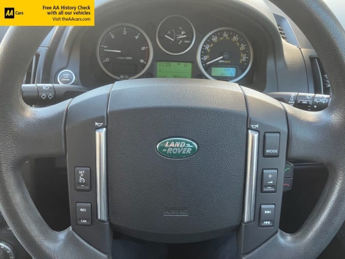 2025 Land Rover Freelander 2