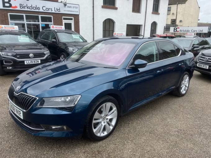 2025 Skoda Superb