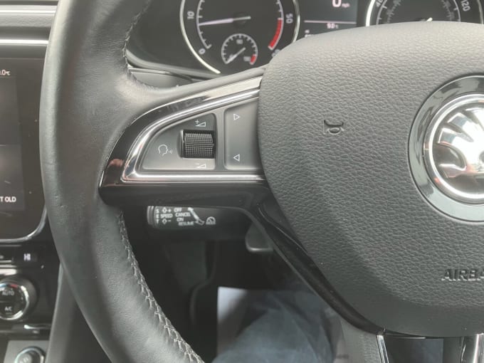 2025 Skoda Superb