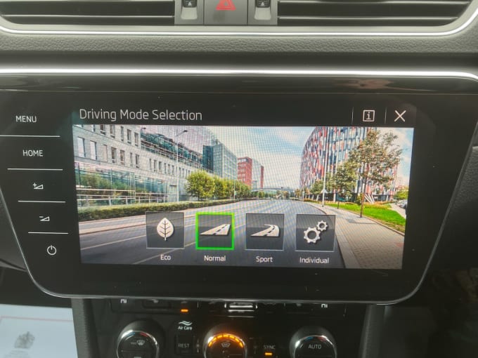 2025 Skoda Superb