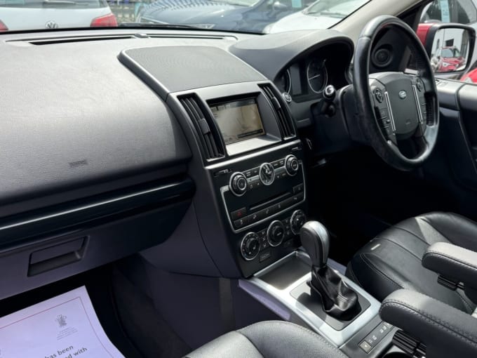 2025 Land Rover Freelander 2