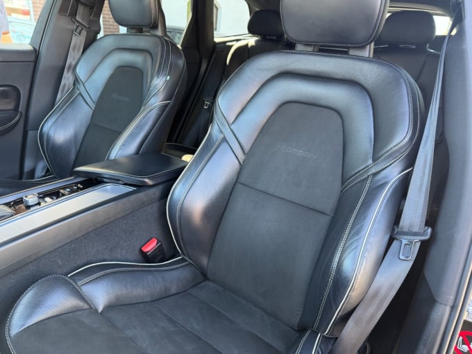 2025 Volvo Xc60