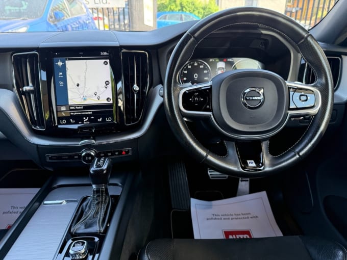 2025 Volvo Xc60
