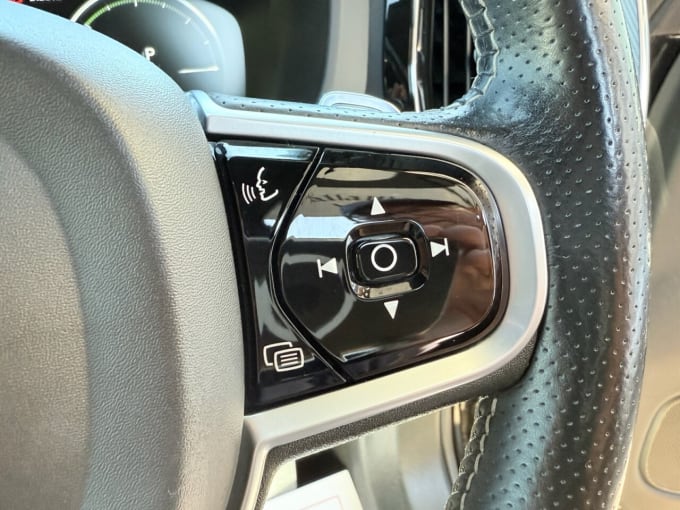 2025 Volvo Xc60