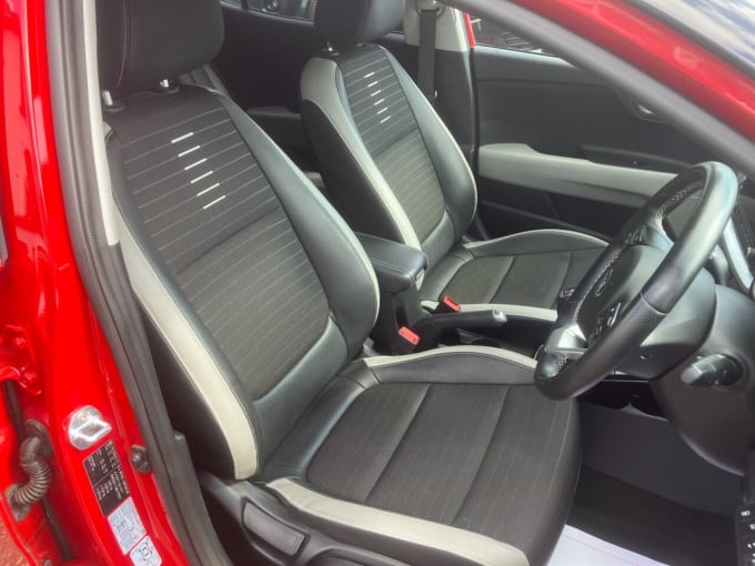2025 Kia Stonic
