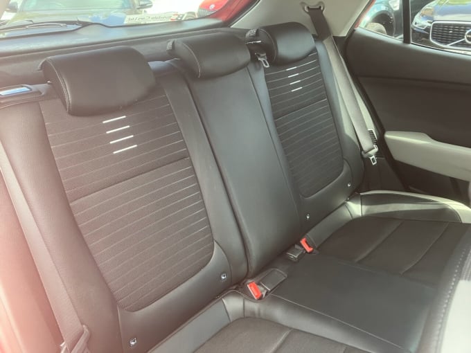 2025 Kia Stonic