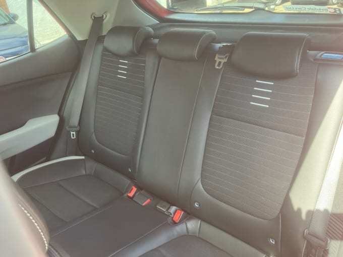 2025 Kia Stonic