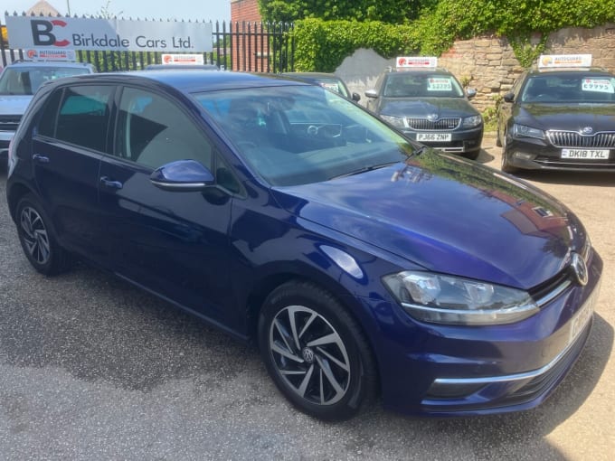 2025 Volkswagen Golf
