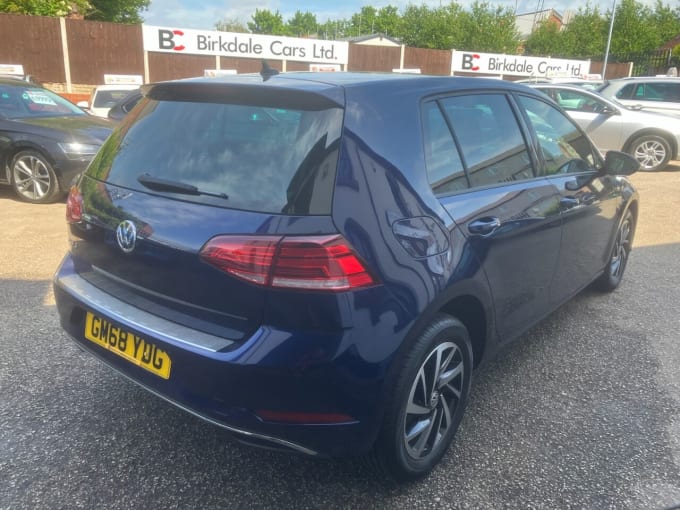 2025 Volkswagen Golf