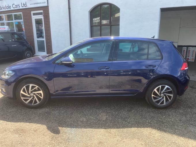 2025 Volkswagen Golf