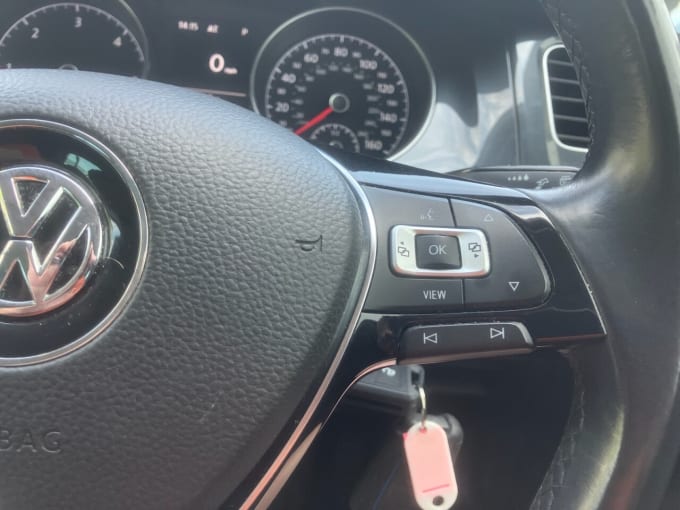 2025 Volkswagen Golf