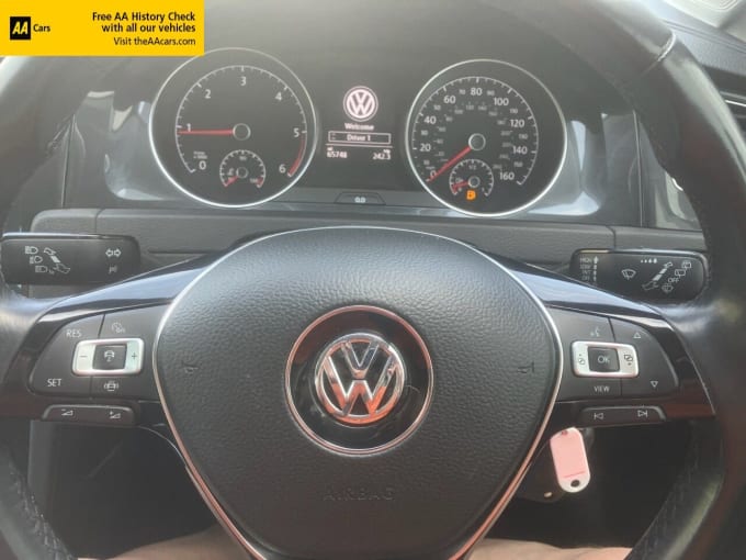 2025 Volkswagen Golf