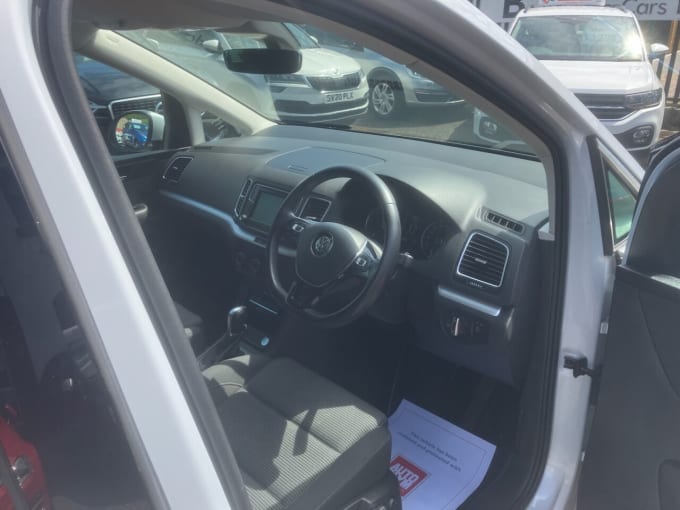 2025 Volkswagen Sharan