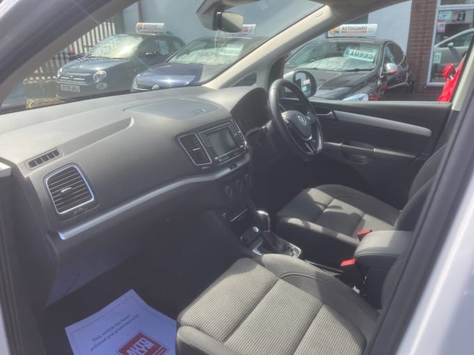 2025 Volkswagen Sharan