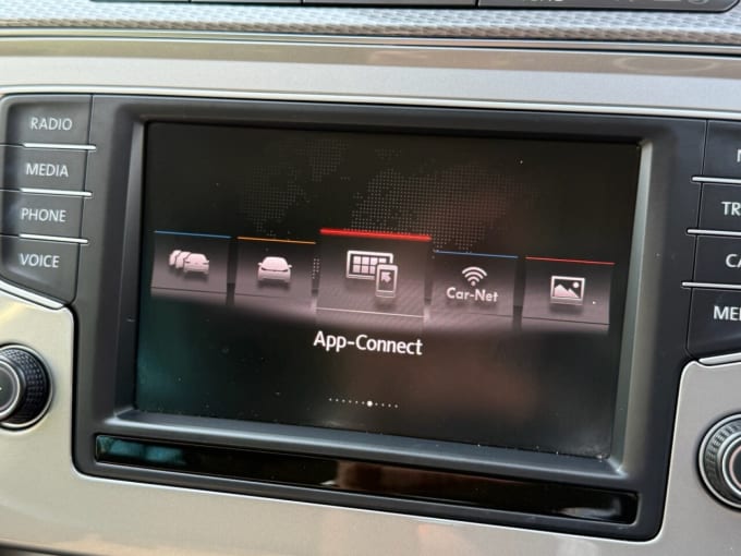 2025 Volkswagen Passat