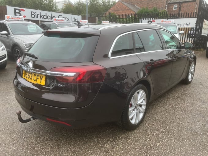 2025 Vauxhall Insignia