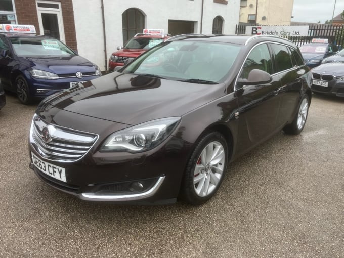 2025 Vauxhall Insignia