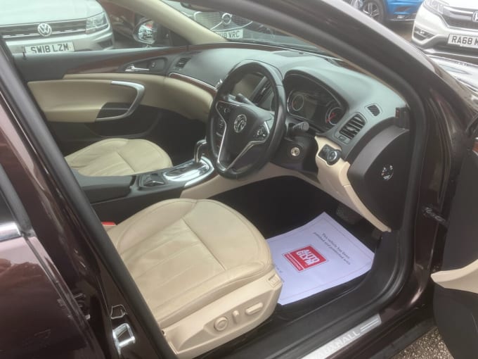 2025 Vauxhall Insignia