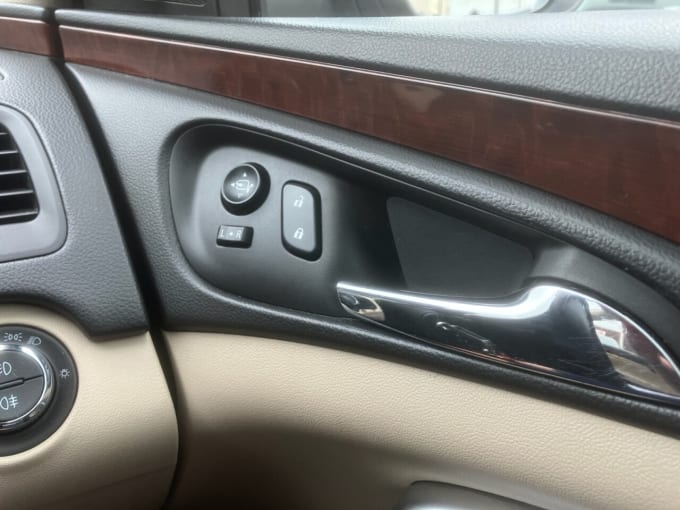 2025 Vauxhall Insignia
