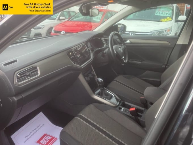 2025 Volkswagen T-roc
