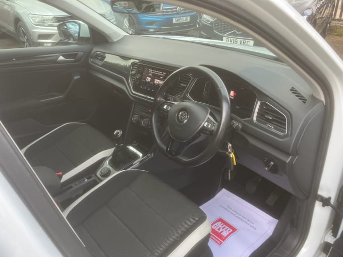 2025 Volkswagen T-roc