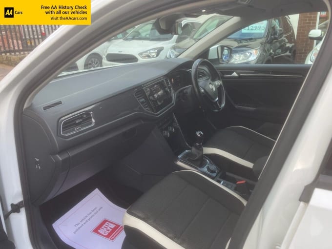 2025 Volkswagen T-roc