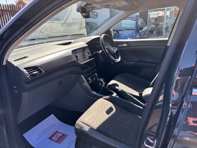2025 Volkswagen T-cross