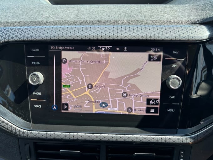 2025 Volkswagen T-cross