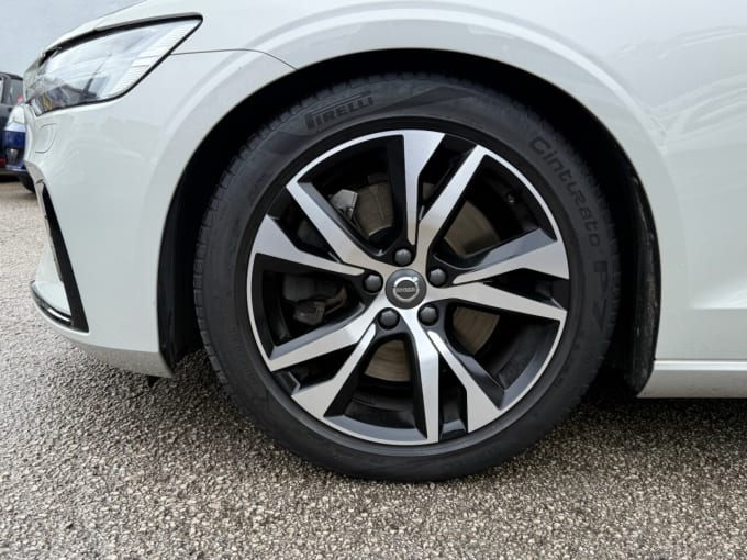 2025 Volvo S60