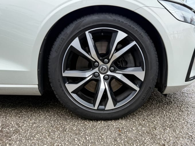 2025 Volvo S60