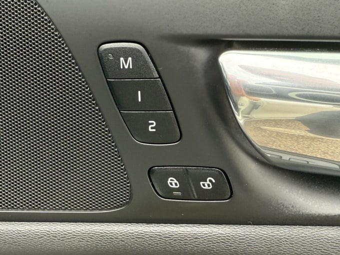 2025 Volvo S60