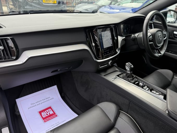 2025 Volvo S60