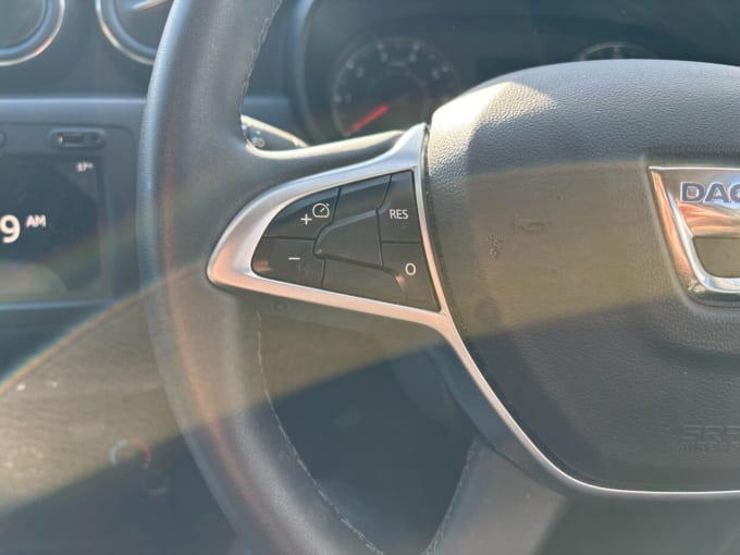 2025 Dacia Duster