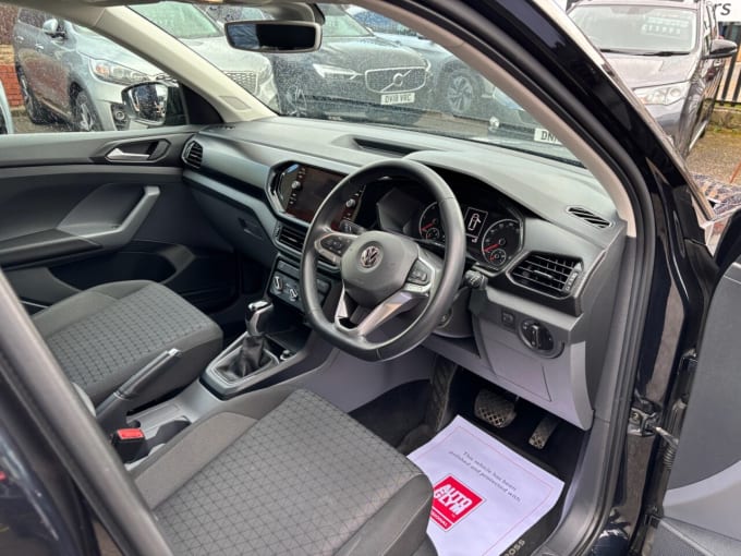 2025 Volkswagen T-cross
