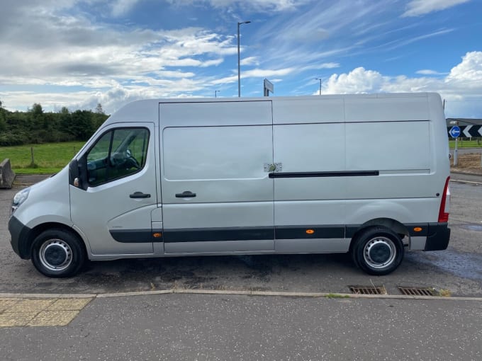 2025 Vauxhall Movano