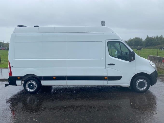 2024 Renault Master