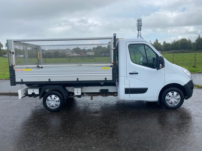 2024 Renault Master