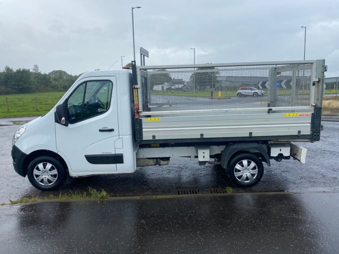 2024 Renault Master