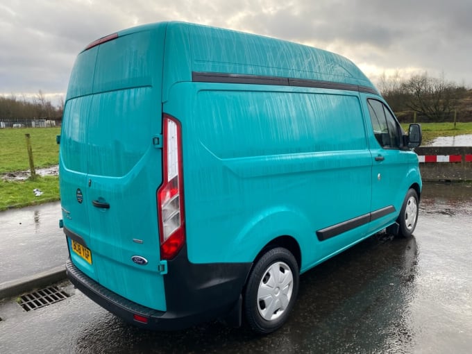 2025 Ford Transit Custom