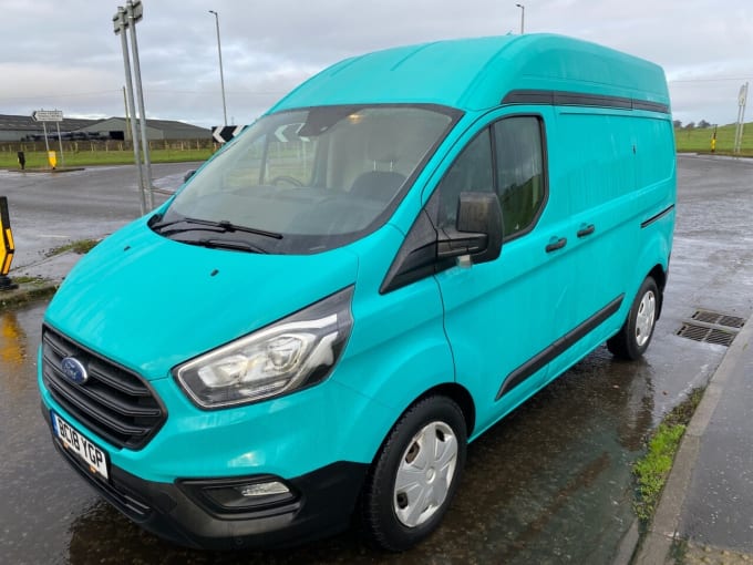 2025 Ford Transit Custom