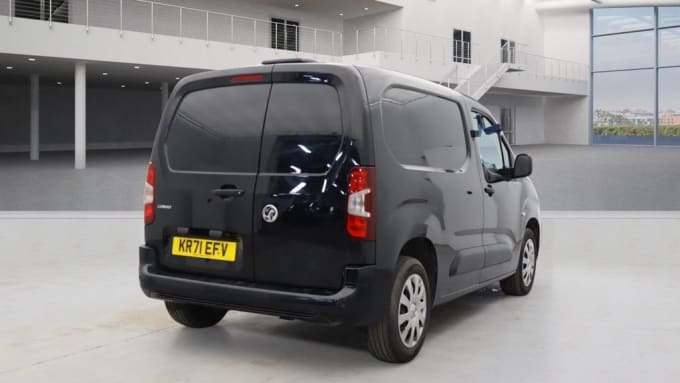 2025 Vauxhall Combo